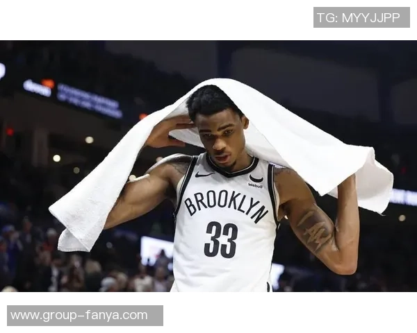 克拉克斯顿在篮网迎来第七个赛季成为球队现存队龄最长球员