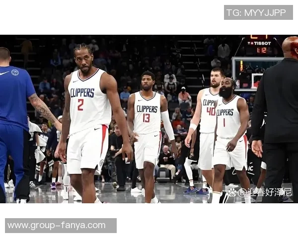 快船首发阵容揭晓哈登博格丹莱昂纳德小琼斯与祖巴茨联手对阵龙狮