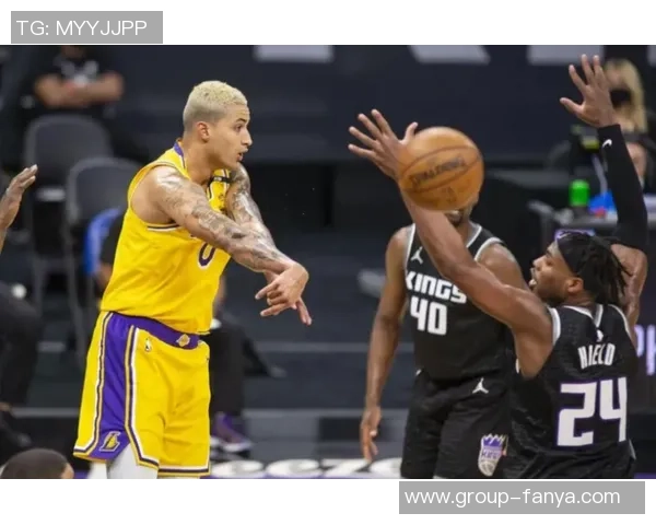 库兹马挺身而出全场表现出色末节独得10分助球队逆转胜利